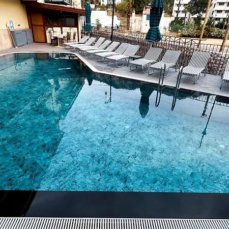 Ozlem 2 Hotel apartamentowy 3*