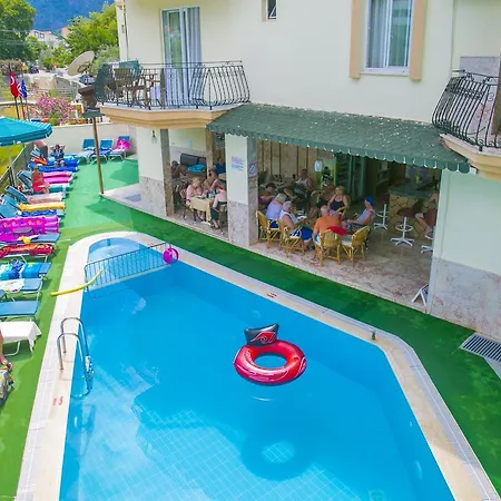 Apart Otel Ozlem 2 4*