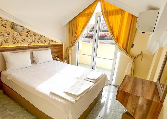 Ozlem 2 Aparthotel 4*
